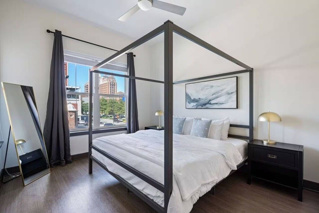 1 bedroom, desk, iron/ironing board, WiFi