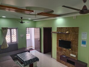 Unclassified image, 2 of 10, button - Patel's Home - Near Vadodara Airport /Amit Nagar (Vadodara)
