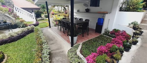 Apartment, 2 Bedrooms, Smoking, Patio | Outdoor dining