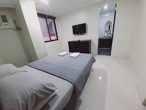 Ảnh chưa phân loại, 3 trong số 65 ảnh, nút