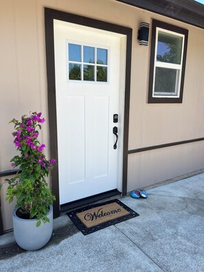 Exterior detail - Fabulous modern bungalow with deck and private fenced yard. Dog friendly. (Crescent City)