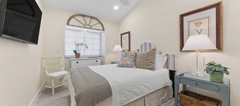 Newly Renovated Delray Beach Townhouse Near the Beach