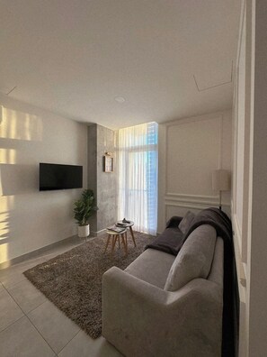Unclassified image, 4 of 6, button - Comfortable Apartment in Monterrey, 5 Minutes from Fundidora—Gym, Wi-Fi, Sleeps 6 (Monterrey)