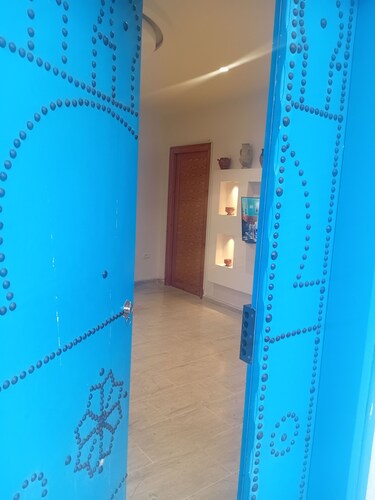 Charming 3-bedroom Apartment in Historic Carthage, Tunisia