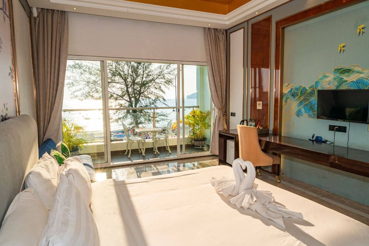 Deluxe Double Room, Beach View