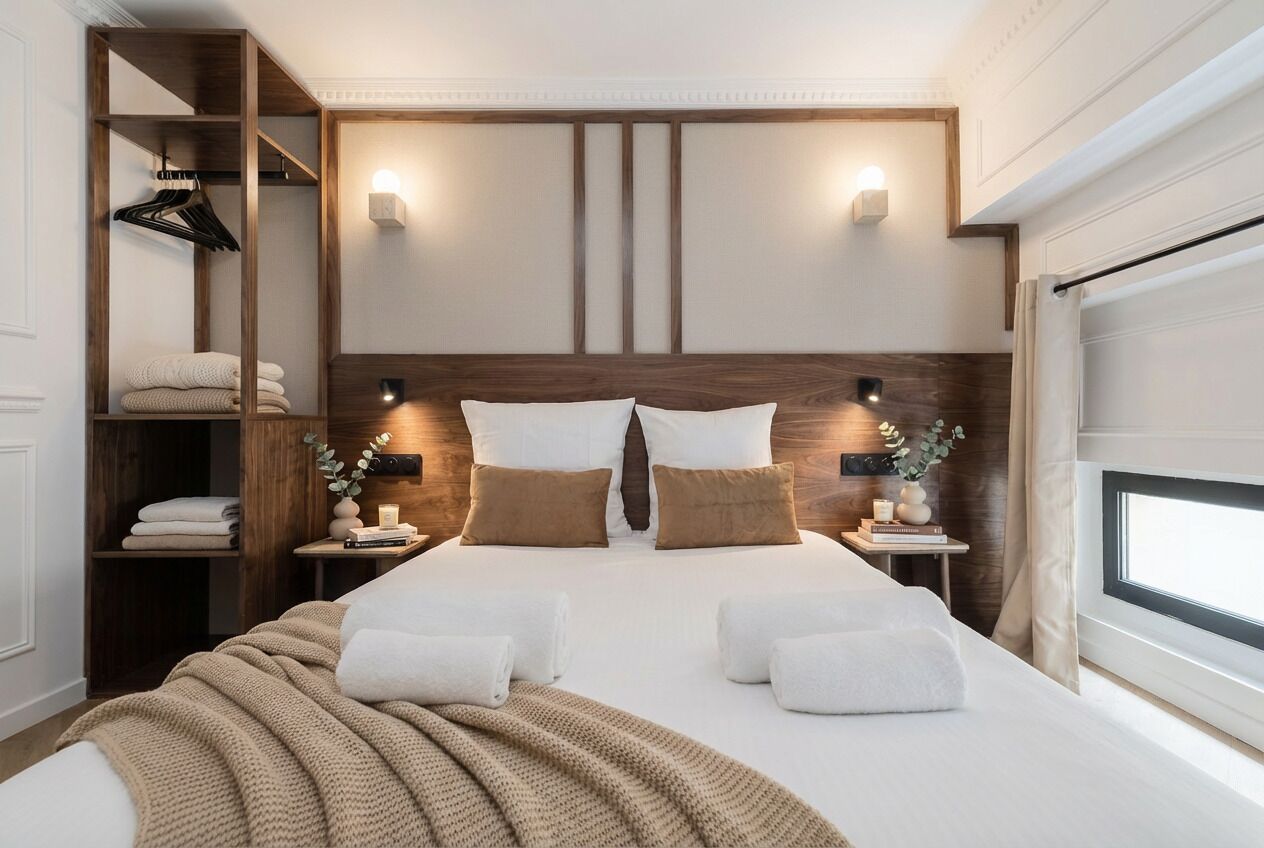 Superior Suite | Iron/ironing board, free WiFi