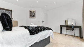 House - Modern 1 Bedroom Stay Balcony East Croydon (Croydon)
