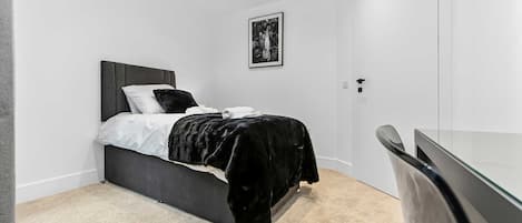 House | 3 bedrooms, high-speed internet