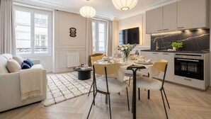 Classic Apartment | Interior