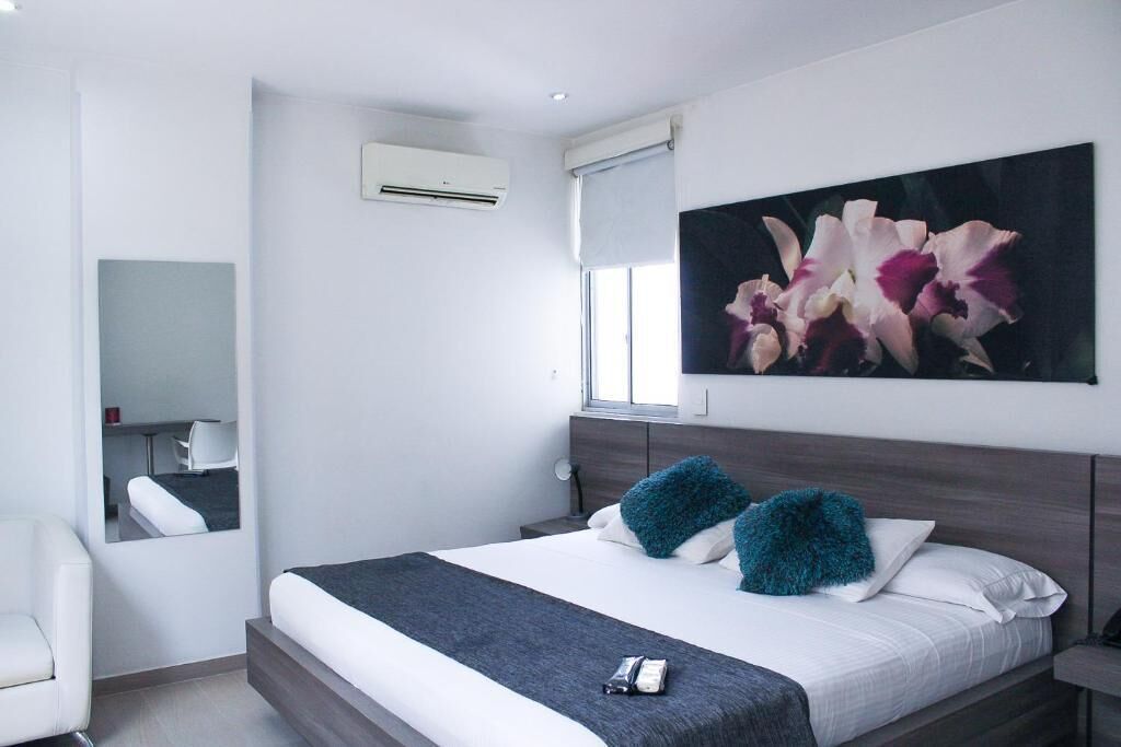 Basic Double Room | In-room safe, soundproofing, free WiFi