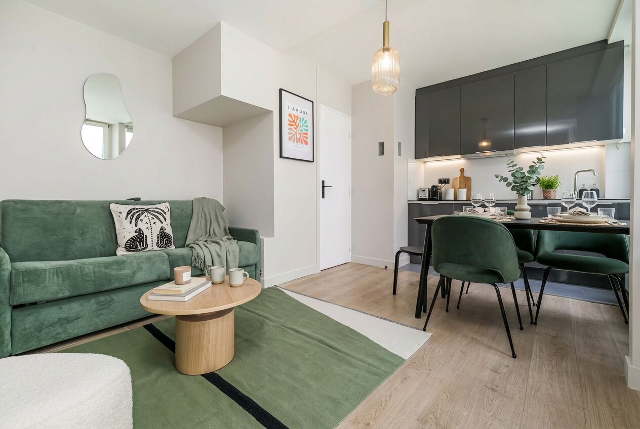 Classic Apartment | Living area