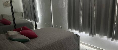 4 bedrooms