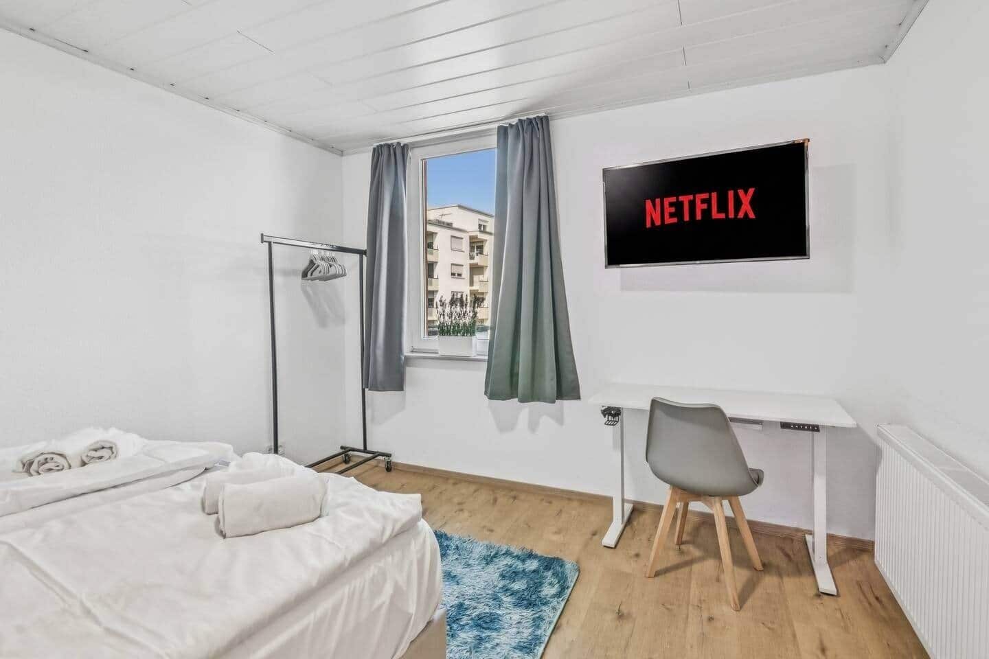 1 bedroom, desk, iron/ironing board, WiFi (free)