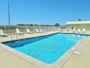 Unclassified image, 5 of 24, button - Bright 2nd Floor Condo•End Unit•Side Ocean View•Pool•Direct Beach Access (Atlantic Beach)