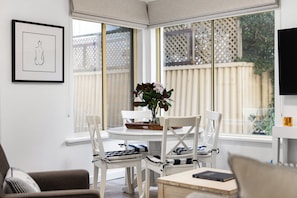 Dining - Villa Bliss on the Esplanade—Slow Days by the Sea (Henley Beach South)