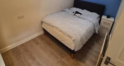 Private Apartment (Flat 2)