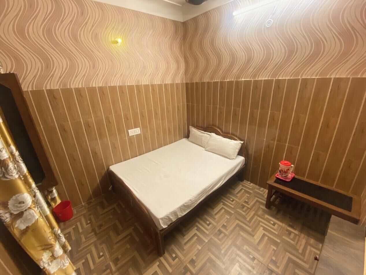 Deluxe Double Room | Laptop workspace, free WiFi