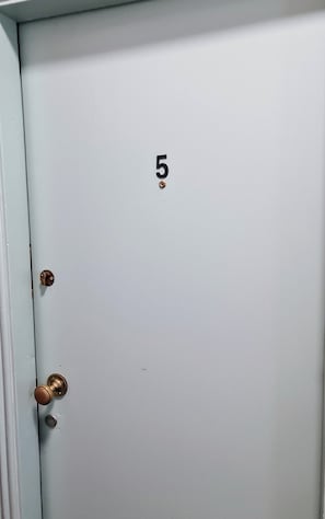 Unclassified image, 5 of 10, button