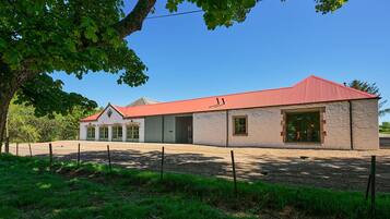 House | 2 bedrooms, Internet