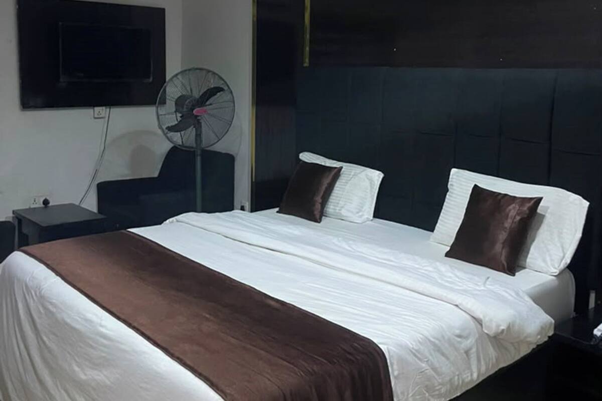 ห้องเอ็กเซกคิวทีฟ | ผ้าม่านกันแสง, ห้องเก็บเสียง