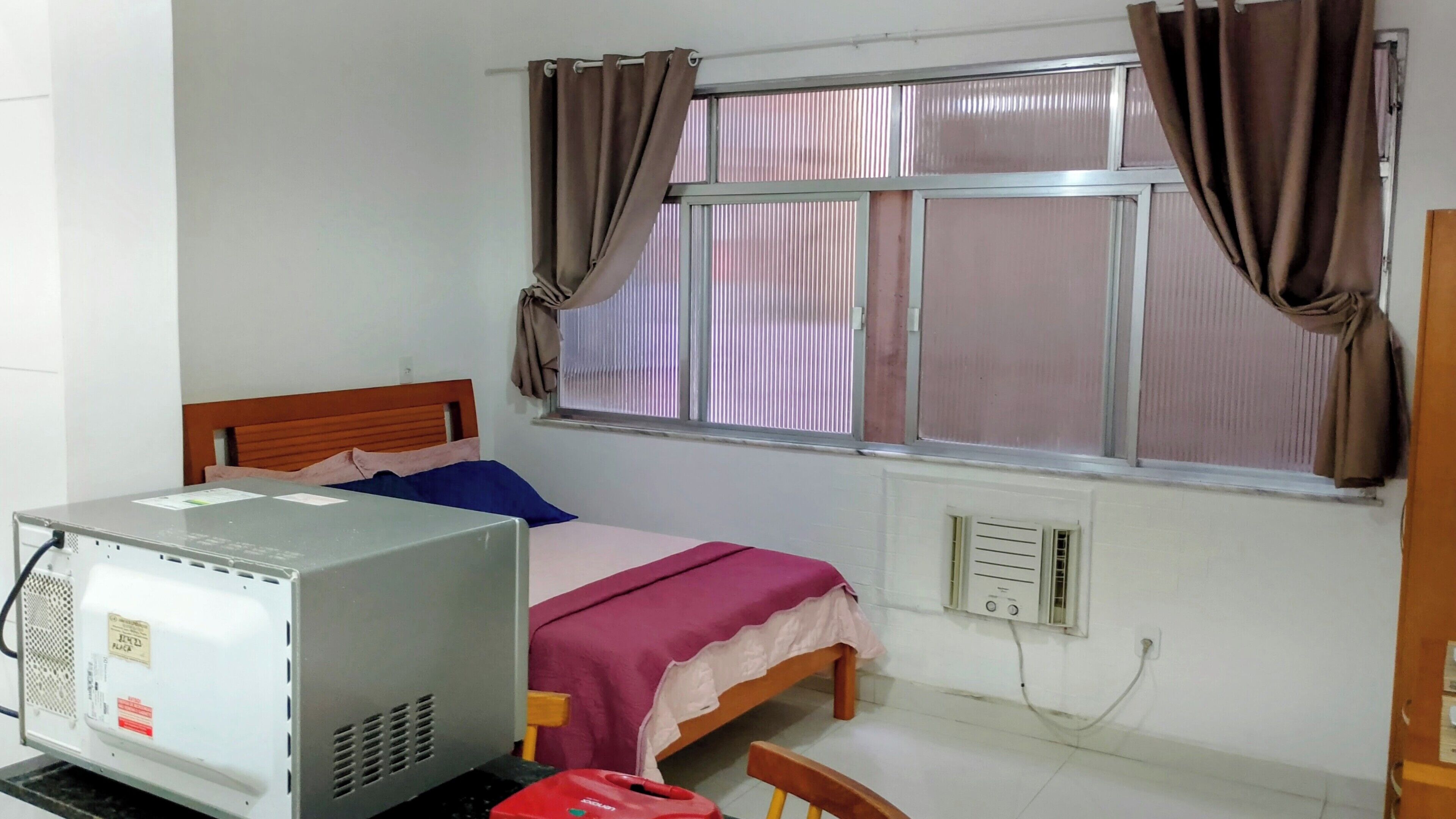 1 quarto, Wi-Fi de cortesia, roupa de cama