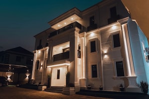 Exterior - Elite Vault By Lushville (Abuja)