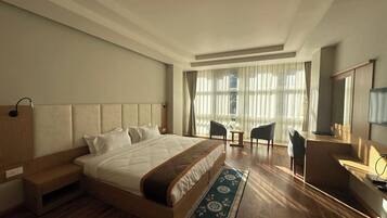 Deluxe Double or Twin Room, Mountain View | Free WiFi