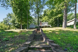 House | 4 bedrooms - Spacious 4 BR Retreat Near Lake Norman With Deck (Denver)