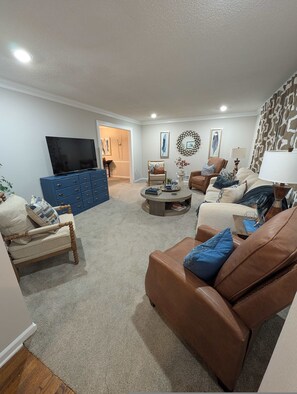 6 bedrooms - Spacious 6BR North Augusta Home (North Augusta)