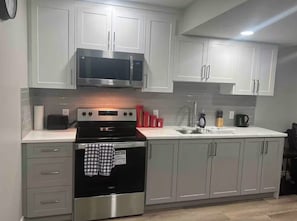 Private kitchen - Basement Apartment @South Edmonton (1 Bedroom) (Edmonton)
