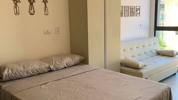 1 quarto, ferros/tábuas de passar roupa, acesso à internet