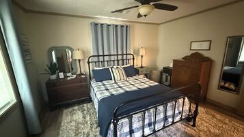 2 bedrooms, iron/ironing board, WiFi, bed sheets