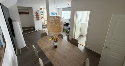Beautiful new 90-square-meter, 3-bedroom apartment