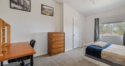 Treetop Guesthouse | Wilderness Feel In Rapid City