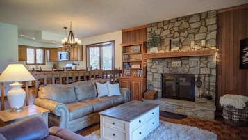 TV, fireplace, offices