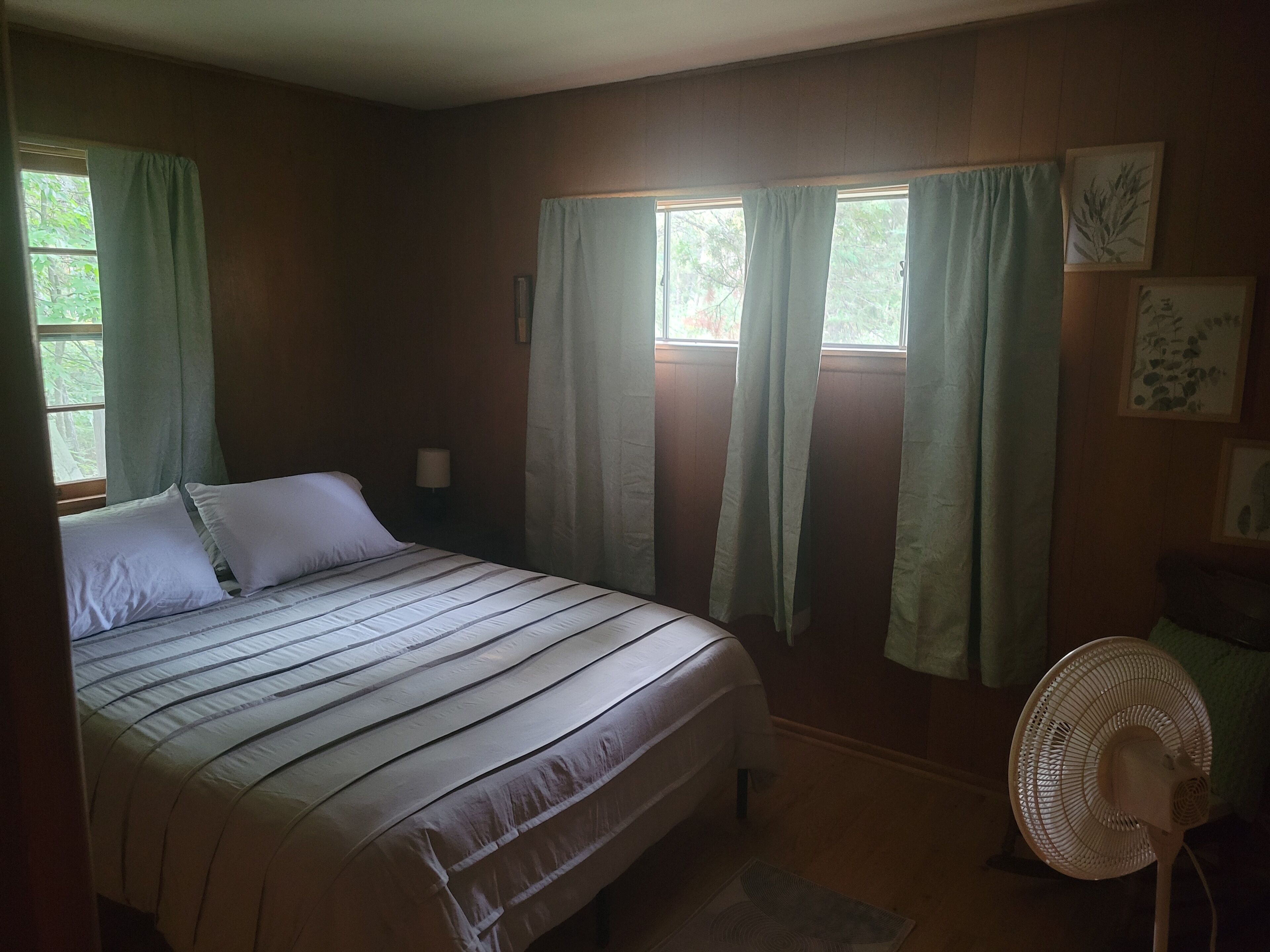 3 bedrooms, free WiFi, bed sheets