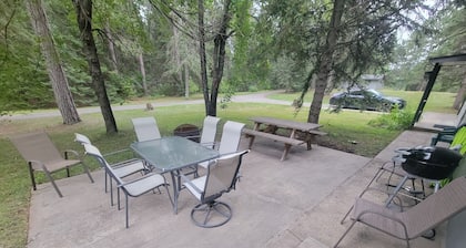 Cozy 3-bedroom cabin in serene Park Rapids