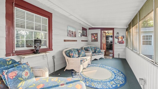 Unclassified image, 1 of 59, button - Cozy 4-bedroom cabin in tranquil Ashland with AC, 1880's to Modern Living (Ashland)