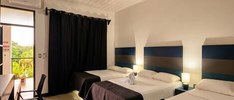 Family Suite | Blackout drapes, WiFi (free), bed sheets