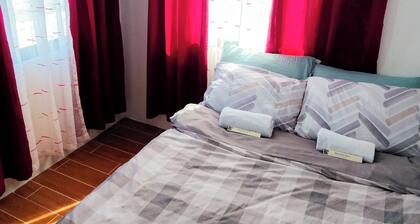 Vista Prime by JZ Homestay: 2BR Home Near SM & CSU w/ Parking + WiFi + Netflix