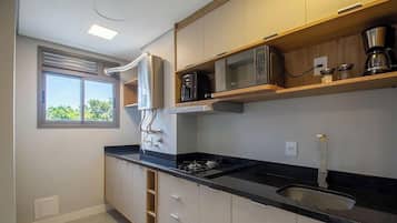 Basic Apartment | Private kitchen