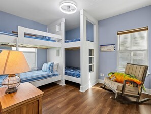 Property amenity - Game House (Port Aransas)