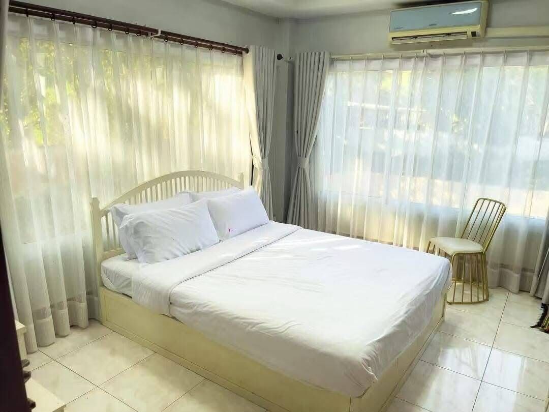 In-room safe, desk, laptop workspace, blackout curtains