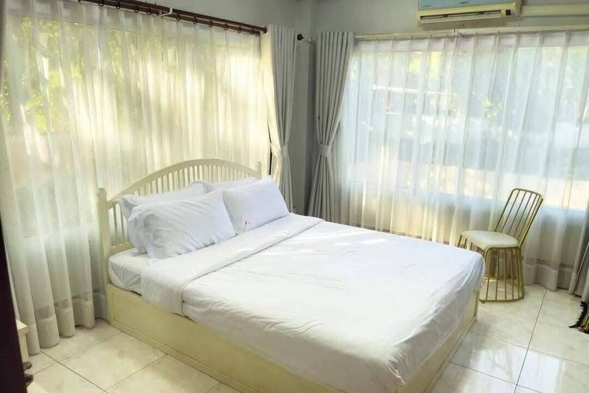 In-room safe, desk, laptop workspace, blackout curtains