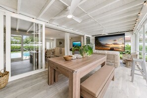Dining - Designer Pool Oasis | Theater | Golf | Luxury (Palm Beach Gardens)