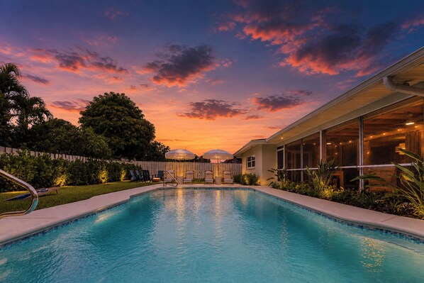 Pool - Designer Pool Oasis | Theater | Golf | Luxury (Palm Beach Gardens)