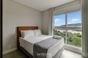 Room - Modern Lake View Apartment in Jurere Vlo0414 (Florianópolis)
