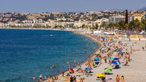 Beach - Studio facing the sea, Promenade des Anglais (Nice)