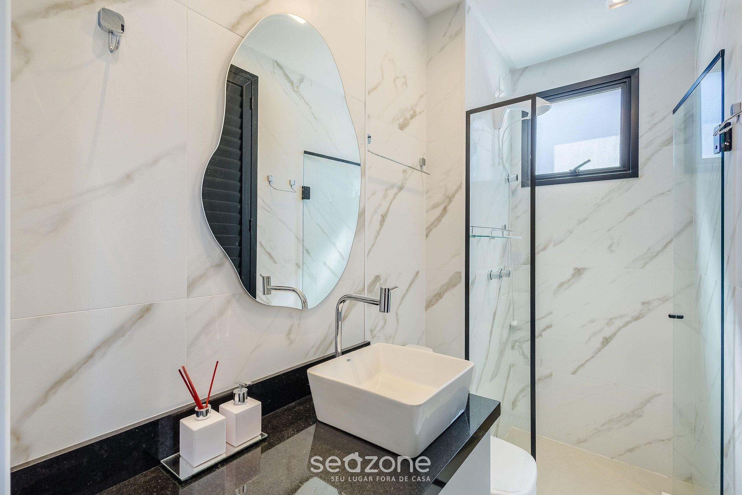 Apartamento básico | Baño | Ducha