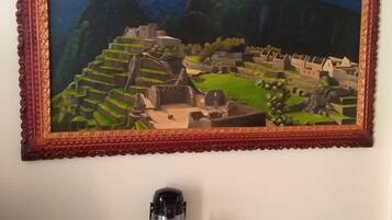 Comfort-Doppelzimmer, Balkon, Stadtblick | Speisen